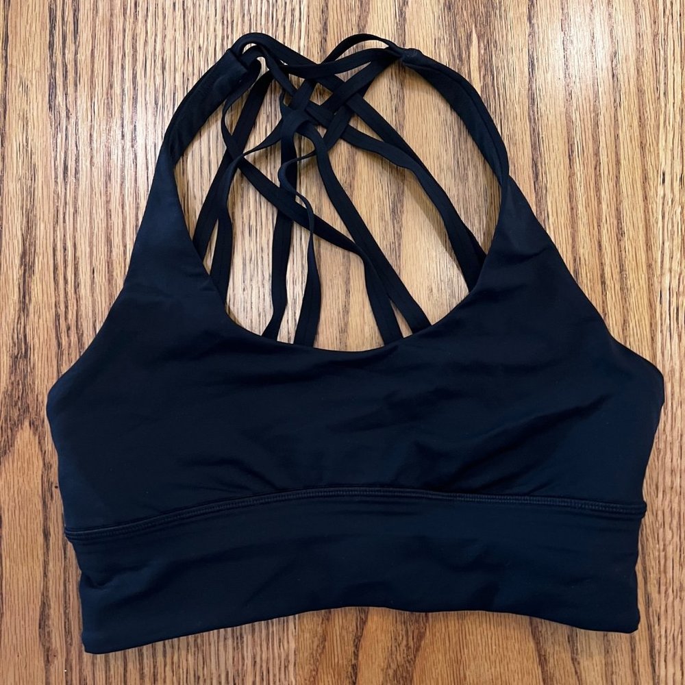 Black Lululemon Sports Bra - Size 6